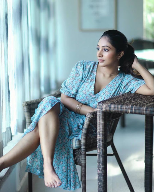 Actress Bommu Lakshmi Latest Hot Photo shoot Image Gallery 3